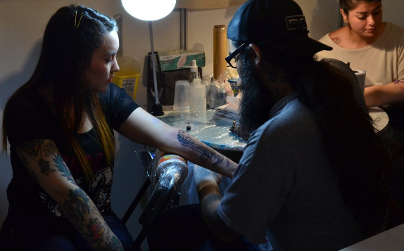The Benefits of Booking a Tattoo Appointment Online