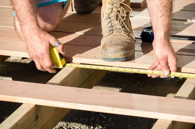Choosing Between DIY or Professional Assistance for Your Deck Project: