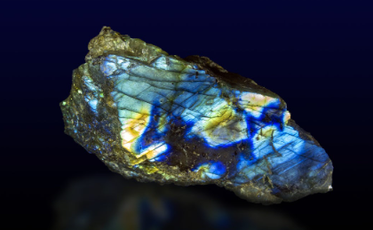 5 Amazing Reasons To Buy Labradorite Crystal!