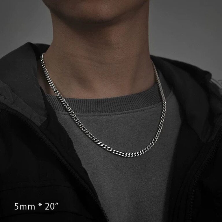 Why Silver Chains Make the Perfect Holiday Gift for Men in 2025