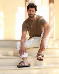 Step Up Your Summer Style: The Ultimate Upgrade for Men’s Footwear